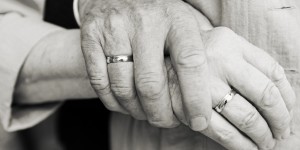 o-OLD-COUPLE-HOLDING-HANDS-facebook